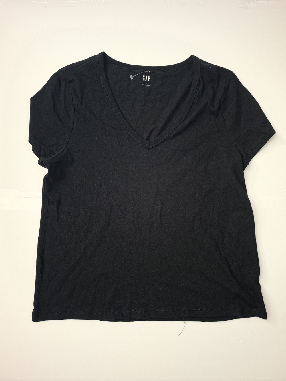 GAP Black Short-Sleeve V-Neck Tee